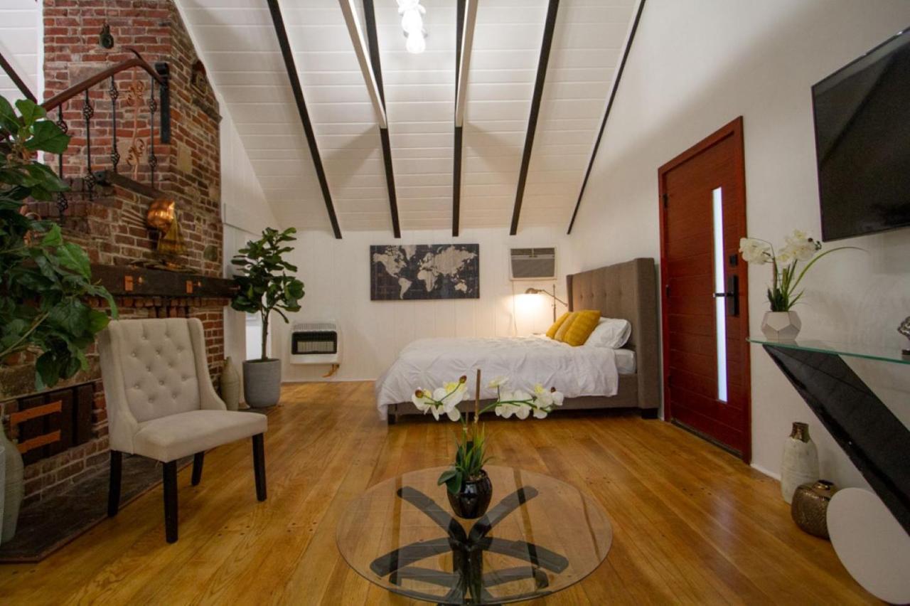 Dreamy Farmhouse In Studio City Los Angeles Exterior foto